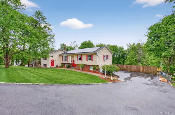 $699,999 | 81 Brandy Lane, Wappingers Falls, NY 12590