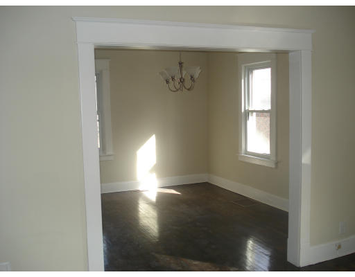 57 Freeman Terrace Springfield, MA 01104 - Photo 8 of 19 Gallery Image 8
