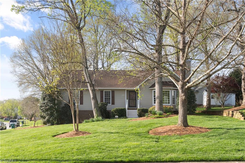 6200 Spring Park Road Clemmons, NC 27012 - Photo 3 of 42