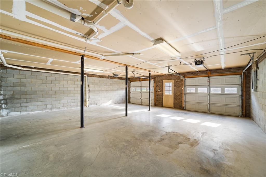 6200 Spring Park Road Clemmons, NC 27012 - Photo 34 of 42