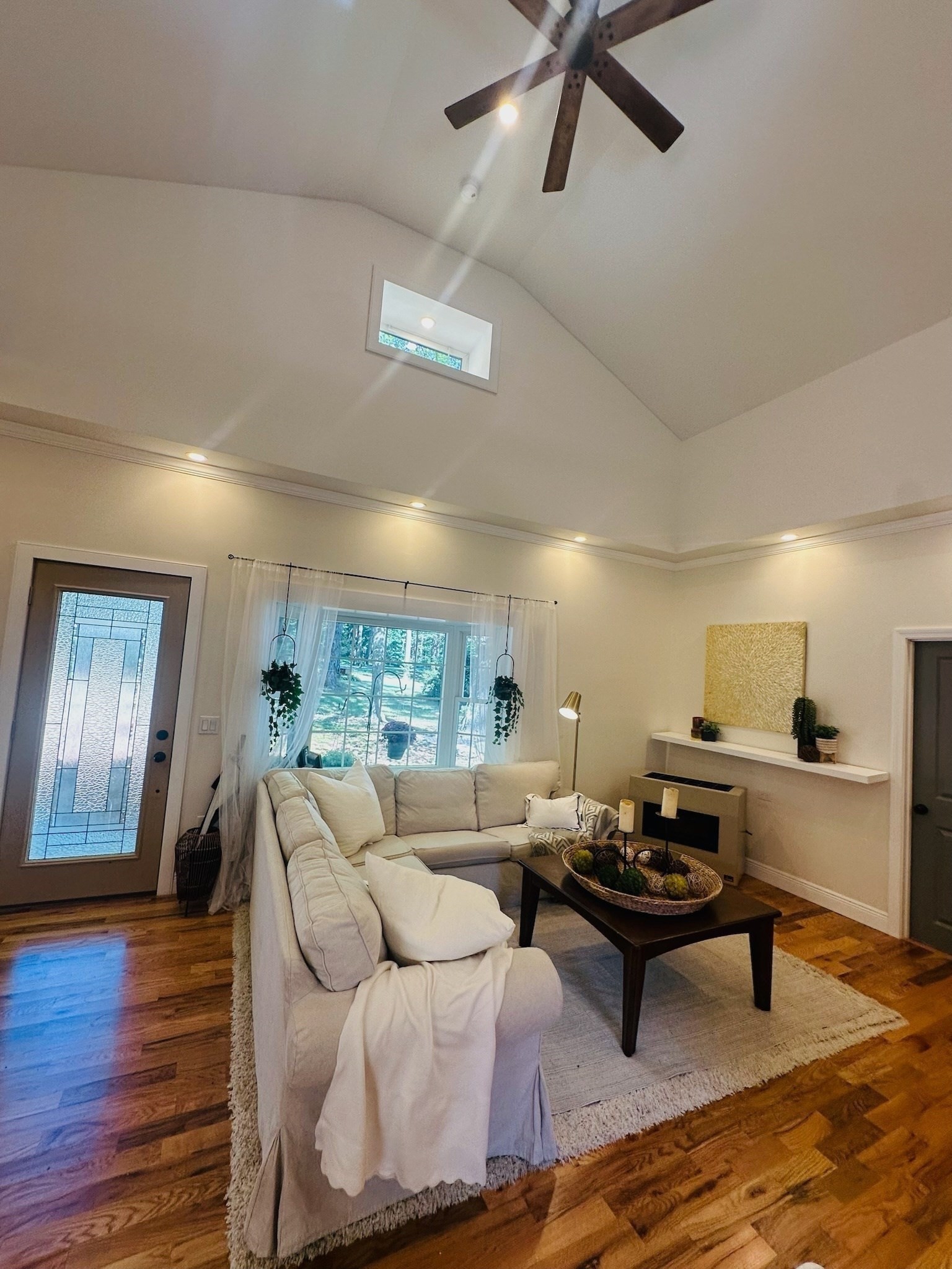 230 South Row Road Lunenburg, MA 01462 - Photo 3 of 14 Gallery Image 3