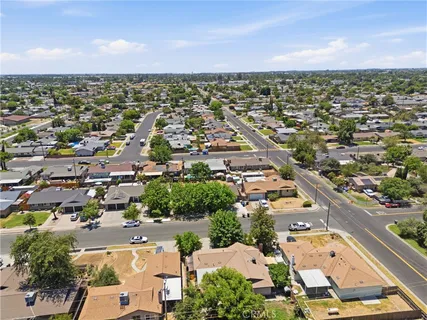 $315,000 | 417 East Magnolia Avenue, Hanford, CA 93230