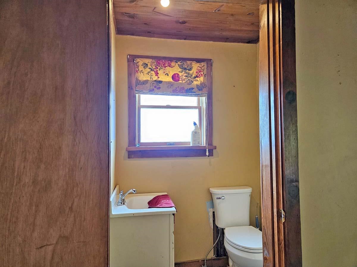 1122 Bogue Road Enosburg Falls, VT 05450 - Photo 7 of 30 Gallery Image 7
