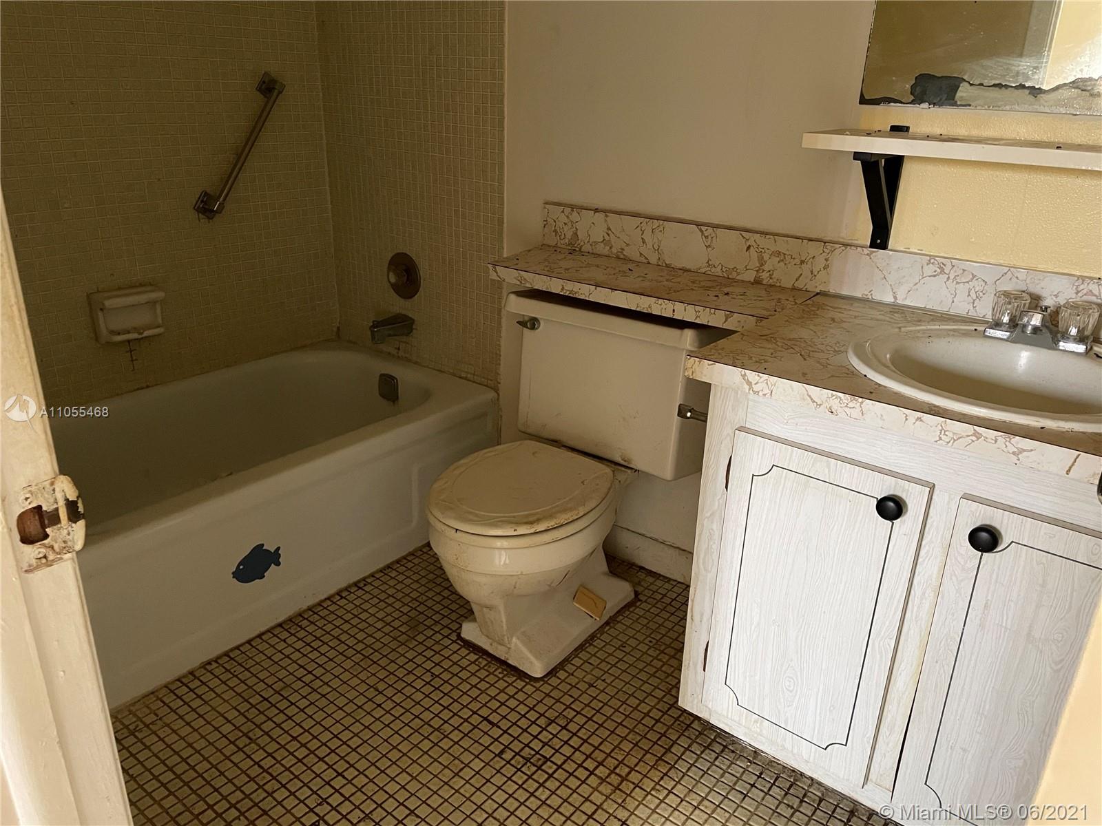 2780 North Pine Island Road, Unit 101 Sunrise, FL 33322 - Photo 13 of 16