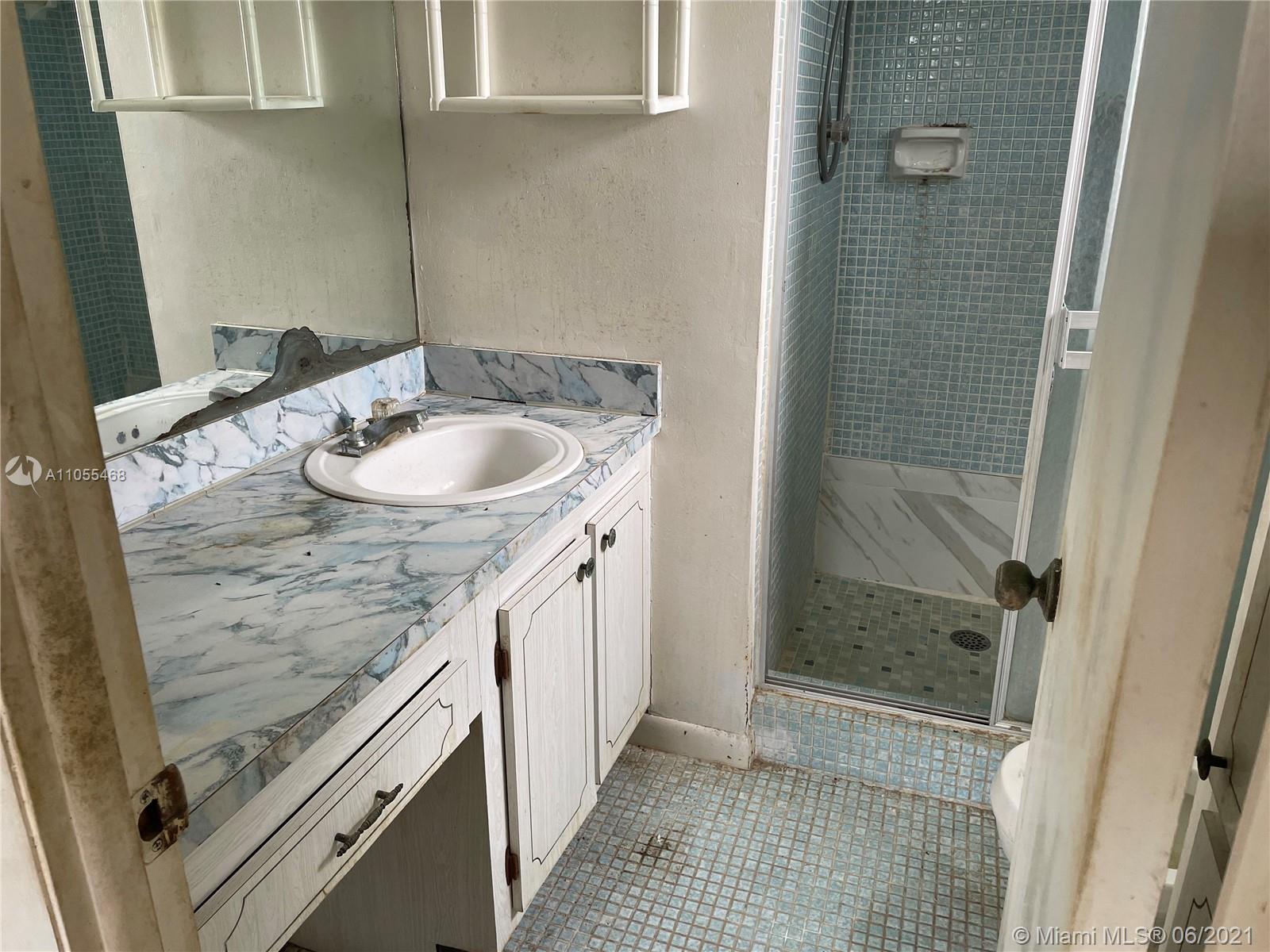 2780 North Pine Island Road, Unit 101 Sunrise, FL 33322 - Photo 9 of 16