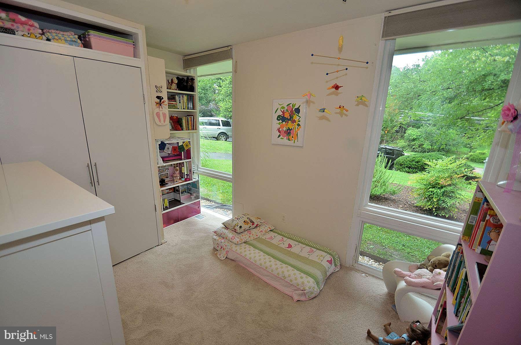 2305 Glasgow Road Alexandria, VA 22307 - Photo 16 of 22 Bedroom