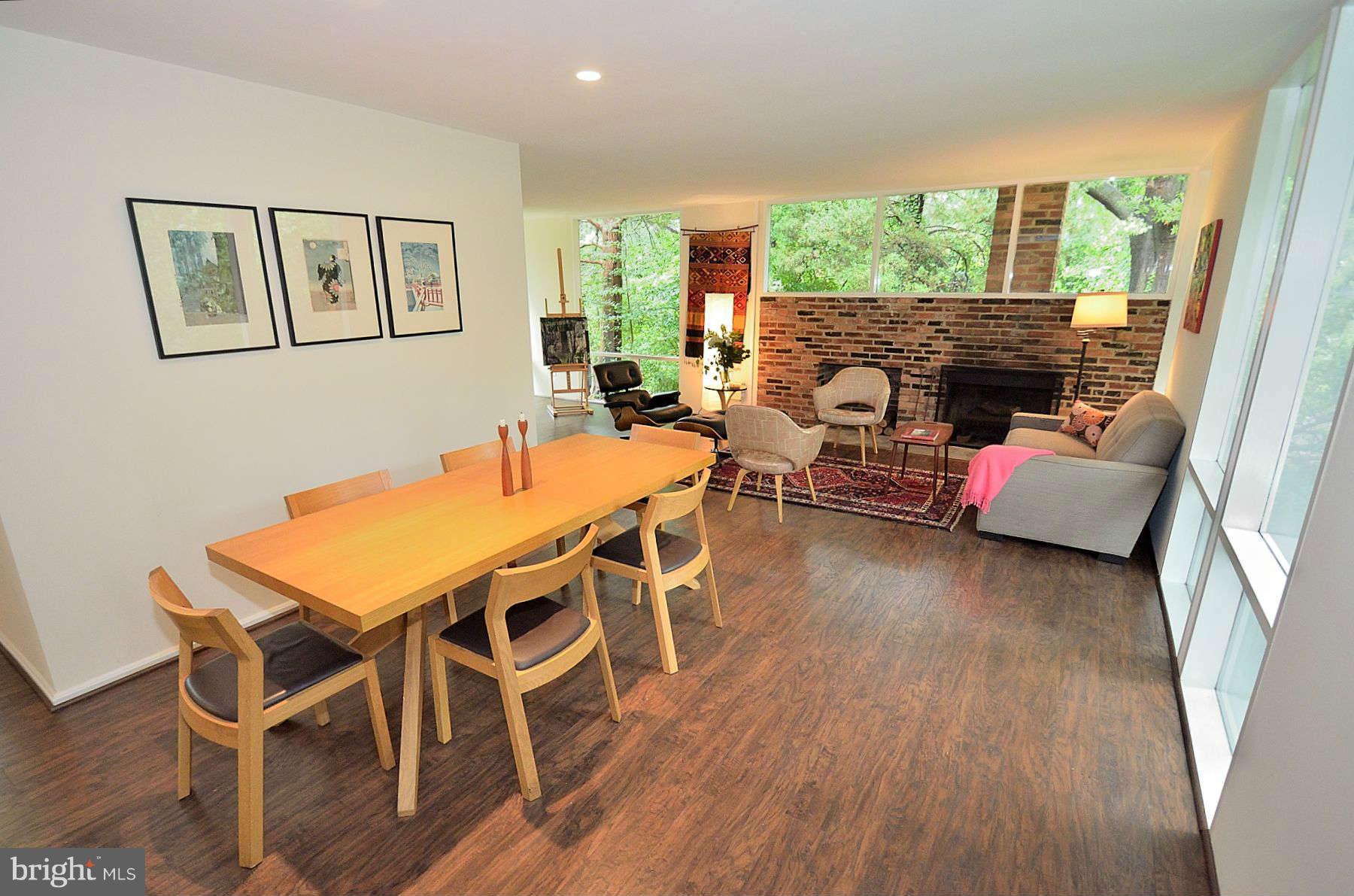 2305 Glasgow Road Alexandria, VA 22307 - Photo 3 of 22 Dining Room
