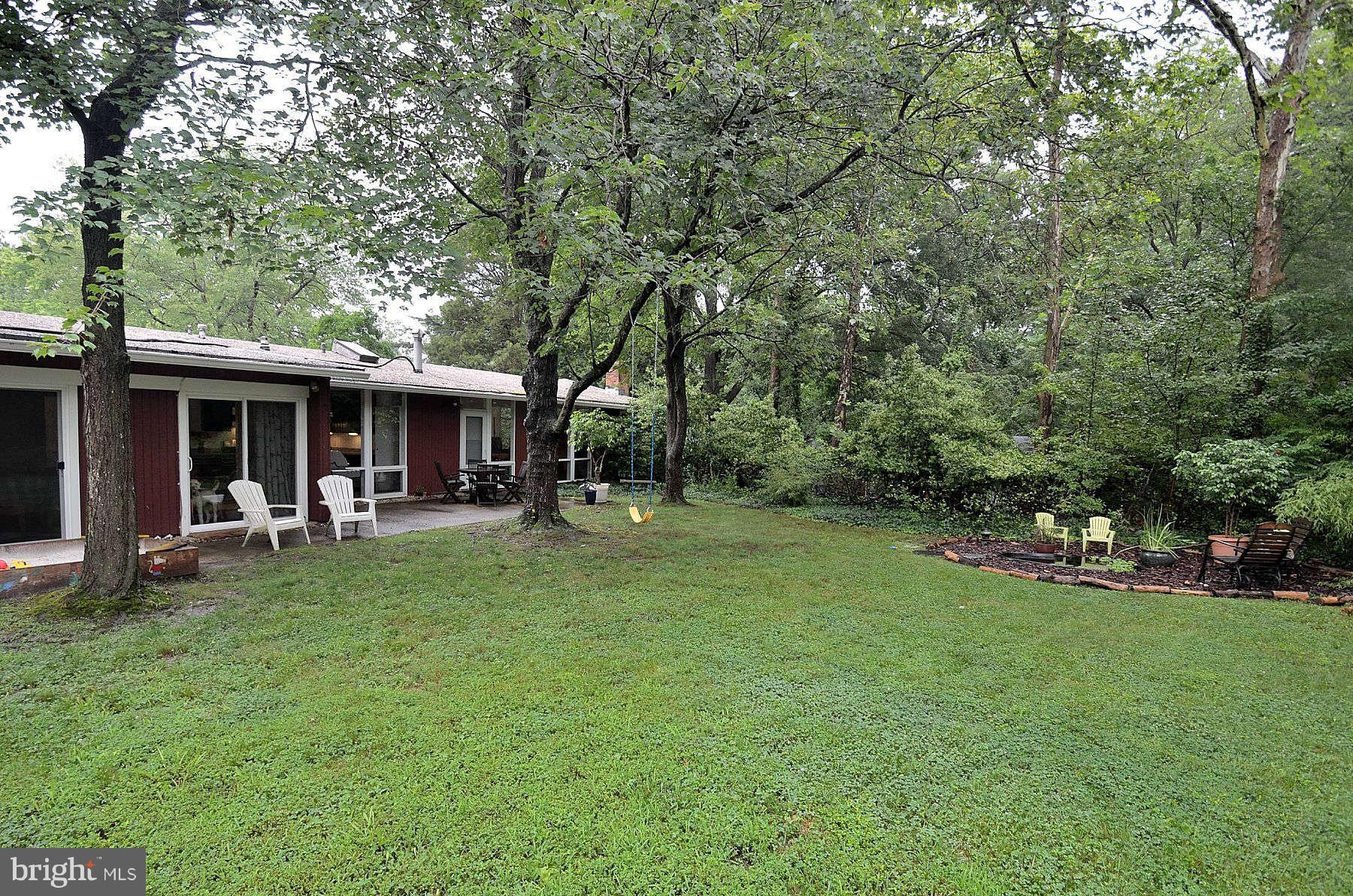 2305 Glasgow Road Alexandria, VA 22307 - Photo 7 of 22 Exterior Rear