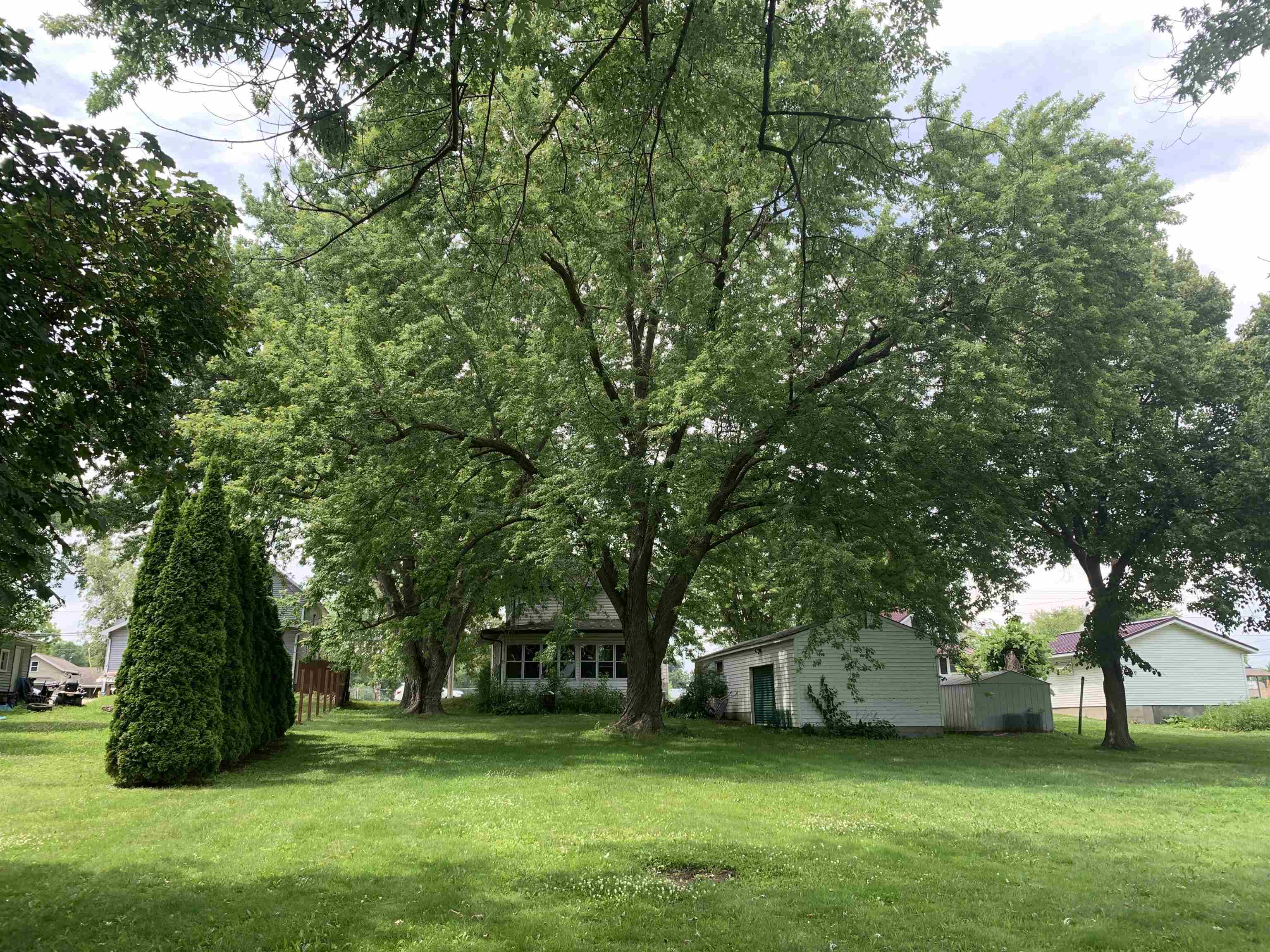 641 South Center Street Beaver Dam, WI 53916 - Photo 11 of 51