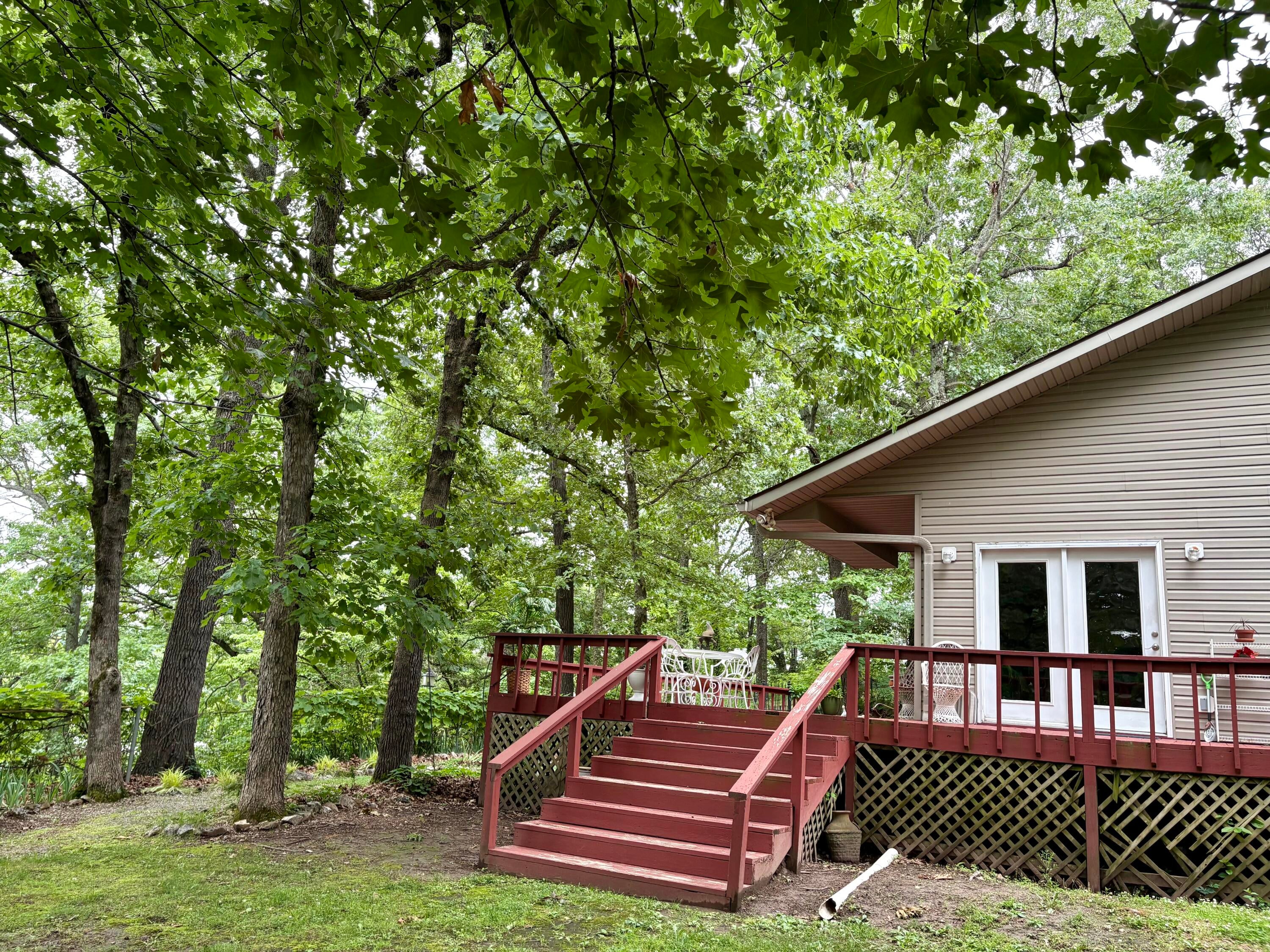 32180 South 627 Road Grove, OK 74344 - Photo 8 of 71 Stairs to fenced side yard