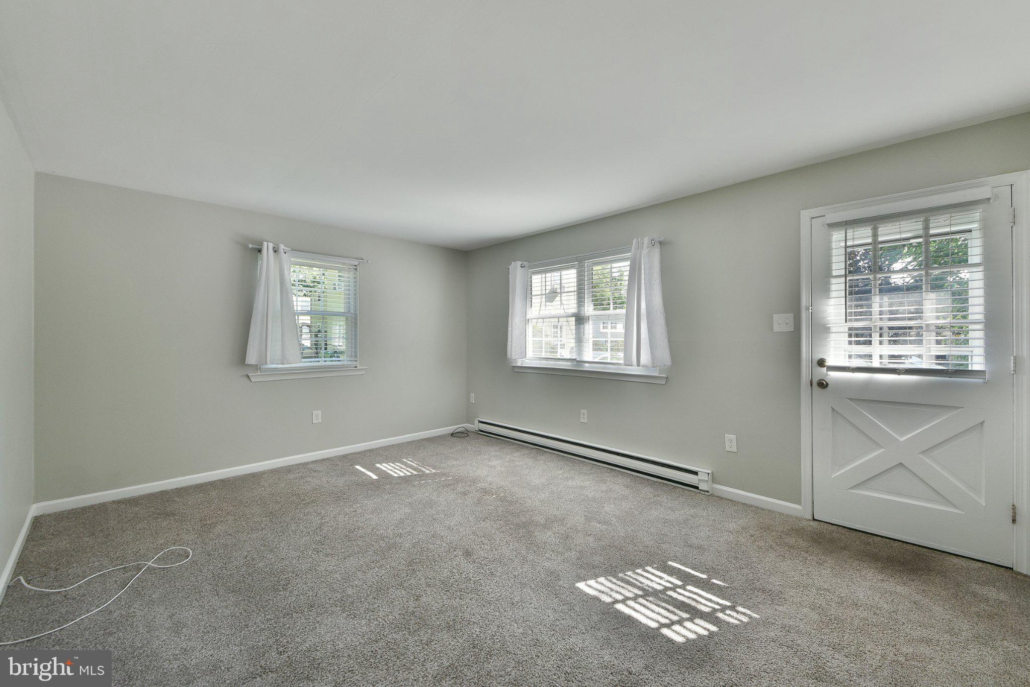 576 Meadowbrook Avenue Ambler, PA 19002 - Photo 4 of 18 Gallery Image 4