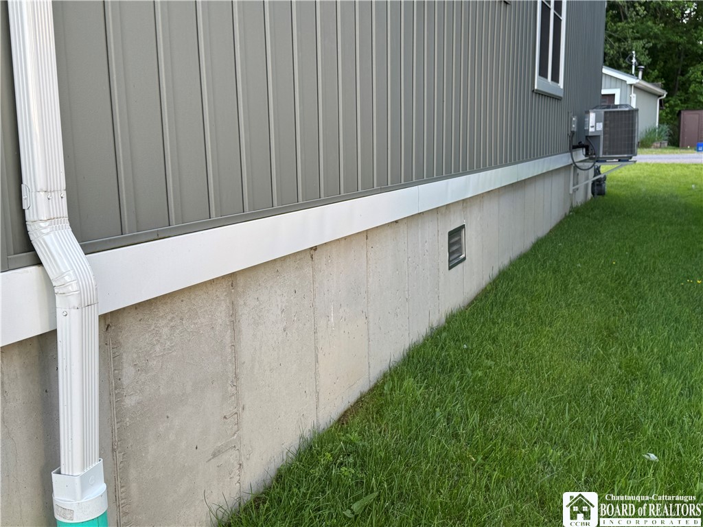 29 Loomis Bay Road Busti, NY 14710 - Photo 13 of 50
