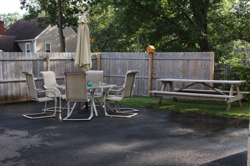 74-76 Appleton Street Springfield, MA 01108 - Photo 7 of 23
