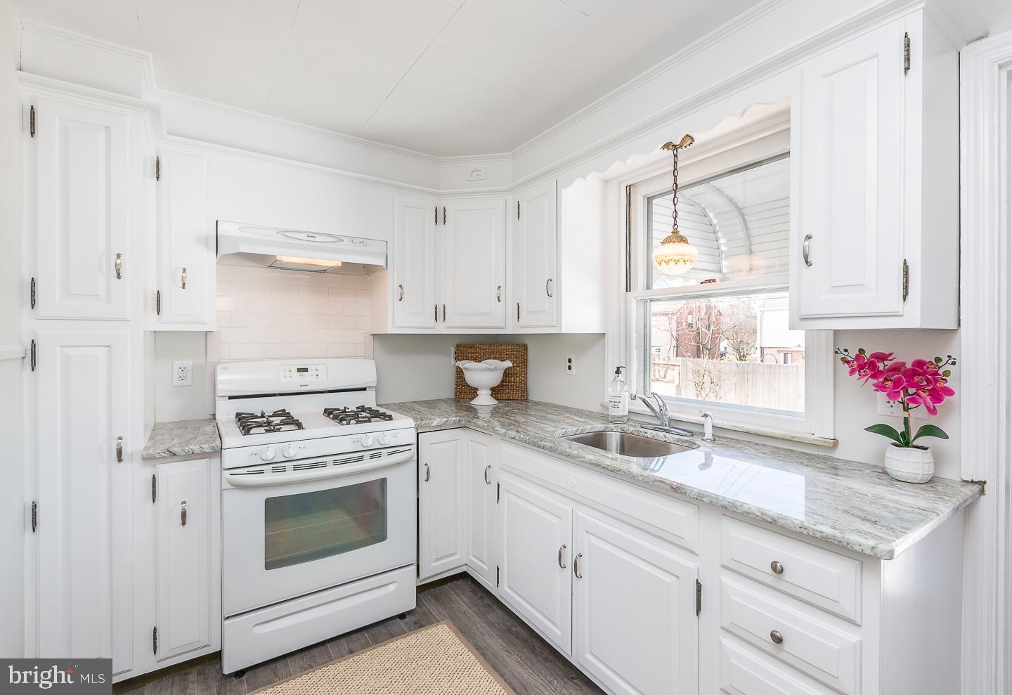 302 Brentwood Road Havertown, PA 19083 - Photo 11 of 49 Gallery Image 11