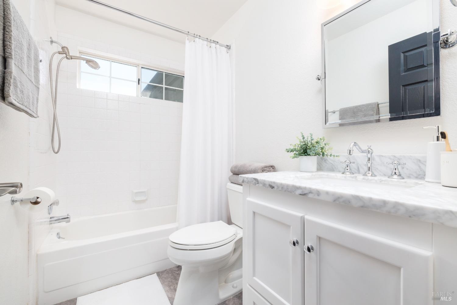 4713 Circle B Place Santa Rosa, CA 95405 - Photo 18 of 37