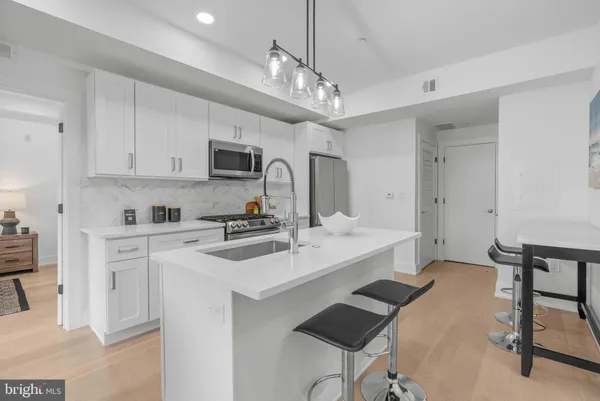 $400,000 | 950 North 2nd Street, Unit 2B, Philadelphia, PA 19123