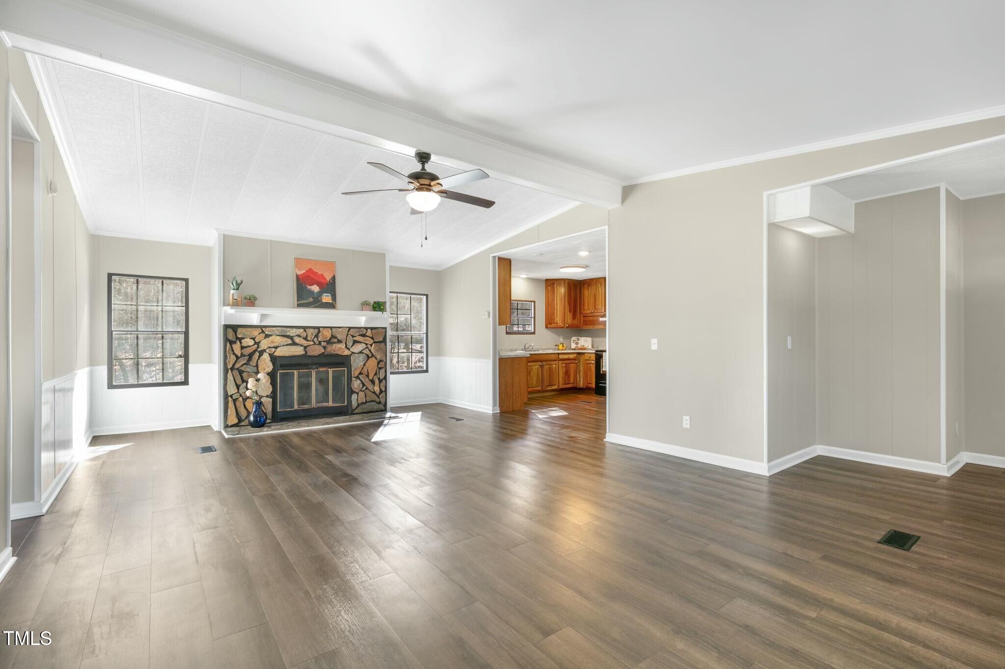 4730 Deep River Road Sanford, NC 27330 - Photo 6 of 34 Living area
