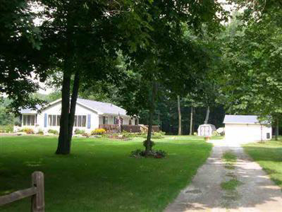 9423 Hubbard Road Davison, MI 48423 - Photo 1 of 3 20232670.JPG