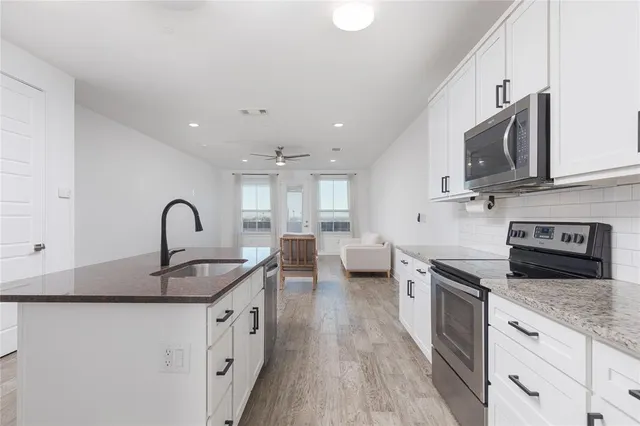 $2,299 | 251 South Mill Street, Unit 360, Lewisville, TX 75057