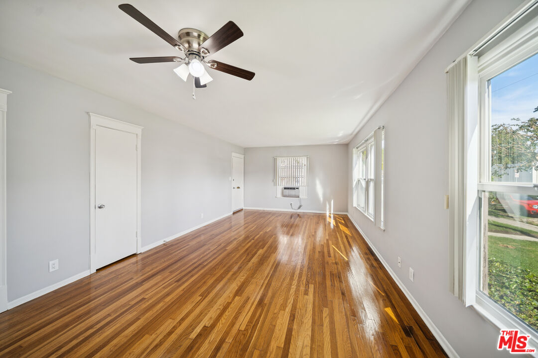 5329 Vantage Avenue, Unit 1 Valley Village, CA 91607 - Photo 5 of 14