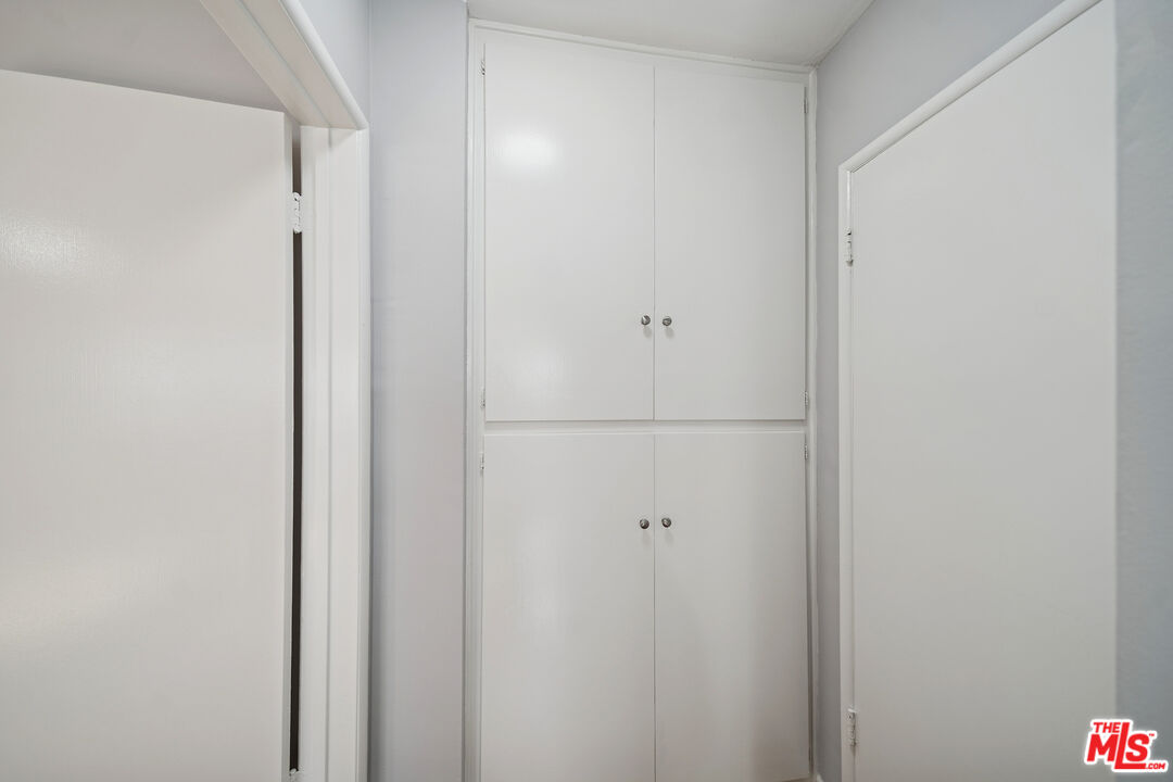 5329 Vantage Avenue, Unit 1 Valley Village, CA 91607 - Photo 7 of 14