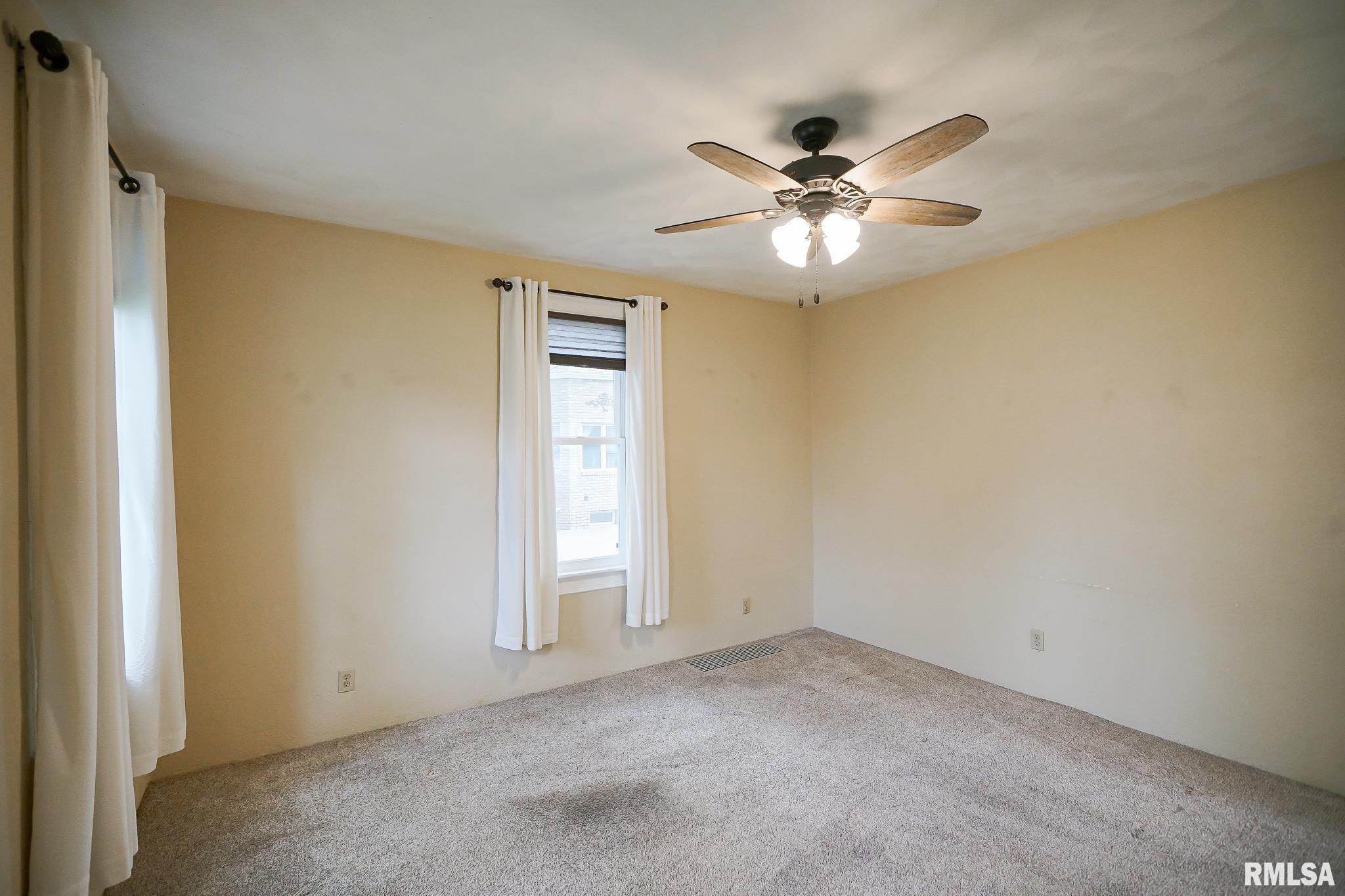 914 Henrietta Street Pekin, IL 61554 - Photo 27 of 61