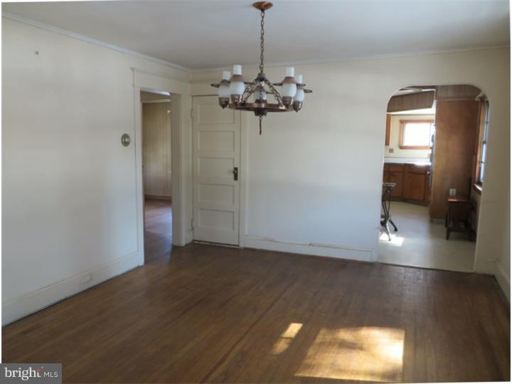 519 Continental Road Hatboro, PA 19040 - Photo 6 of 15 Dining Room