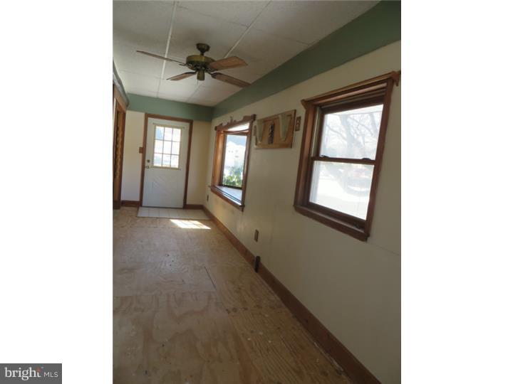 519 Continental Road Hatboro, PA 19040 - Photo 8 of 15 Enclosed Porch