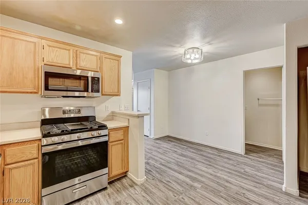 $1,695 | 3672 Moonlit Beach Avenue, Las Vegas, NV 89115