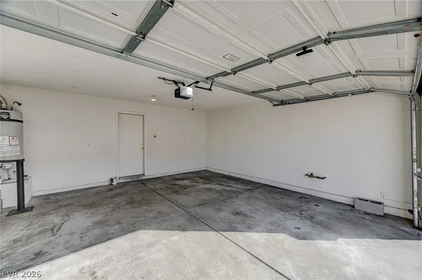 $1,695 | 3672 Moonlit Beach Avenue, Las Vegas, NV 89115