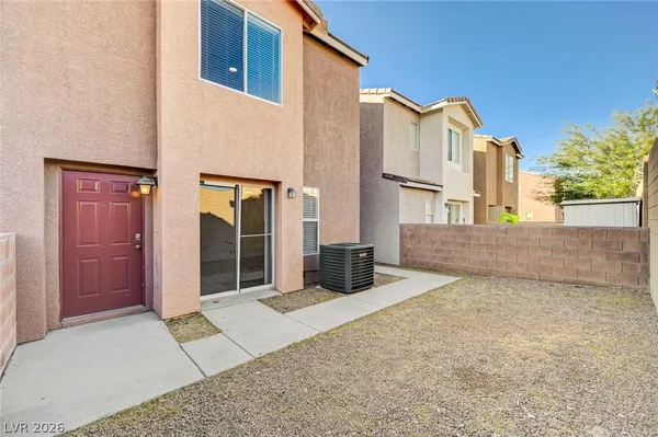$1,695 | 3672 Moonlit Beach Avenue, Las Vegas, NV 89115