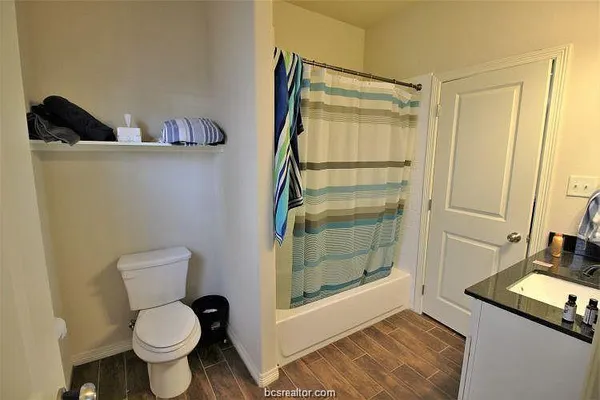 $874 | 104 Richards Street, College Station, TX 77840