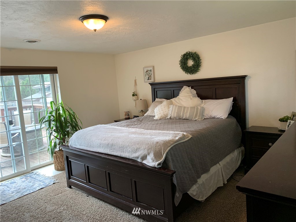 213 Devereese Road Chehalis, WA 98532 - Photo 17 of 33 Gallery Image 17