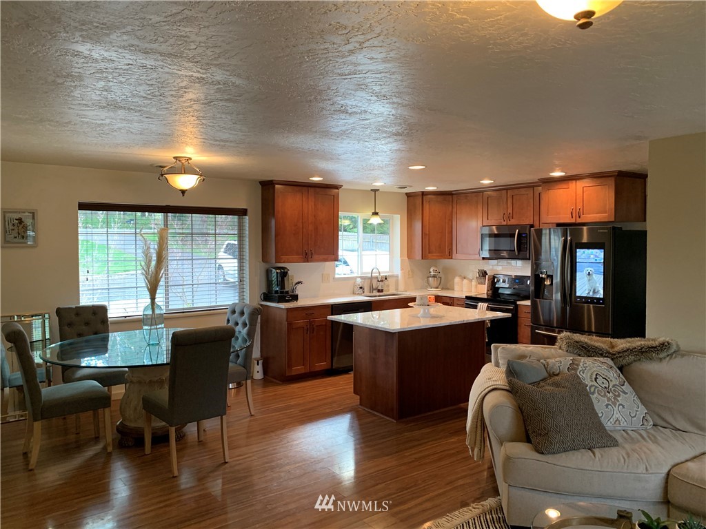 213 Devereese Road Chehalis, WA 98532 - Photo 7 of 33 Gallery Image 7
