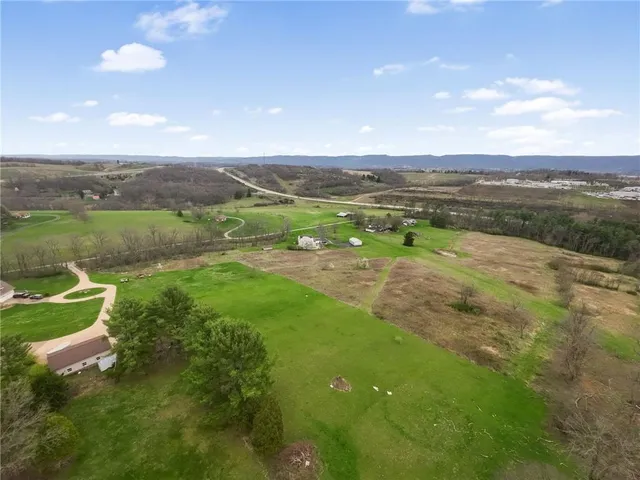 $549,900 | 19 Misty Meadows Lane, Uniontown, PA 15401