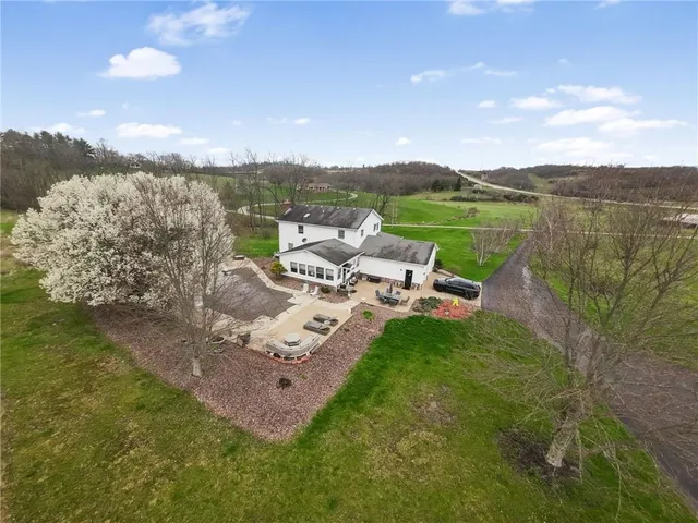 $549,900 | 19 Misty Meadows Lane, Uniontown, PA 15401