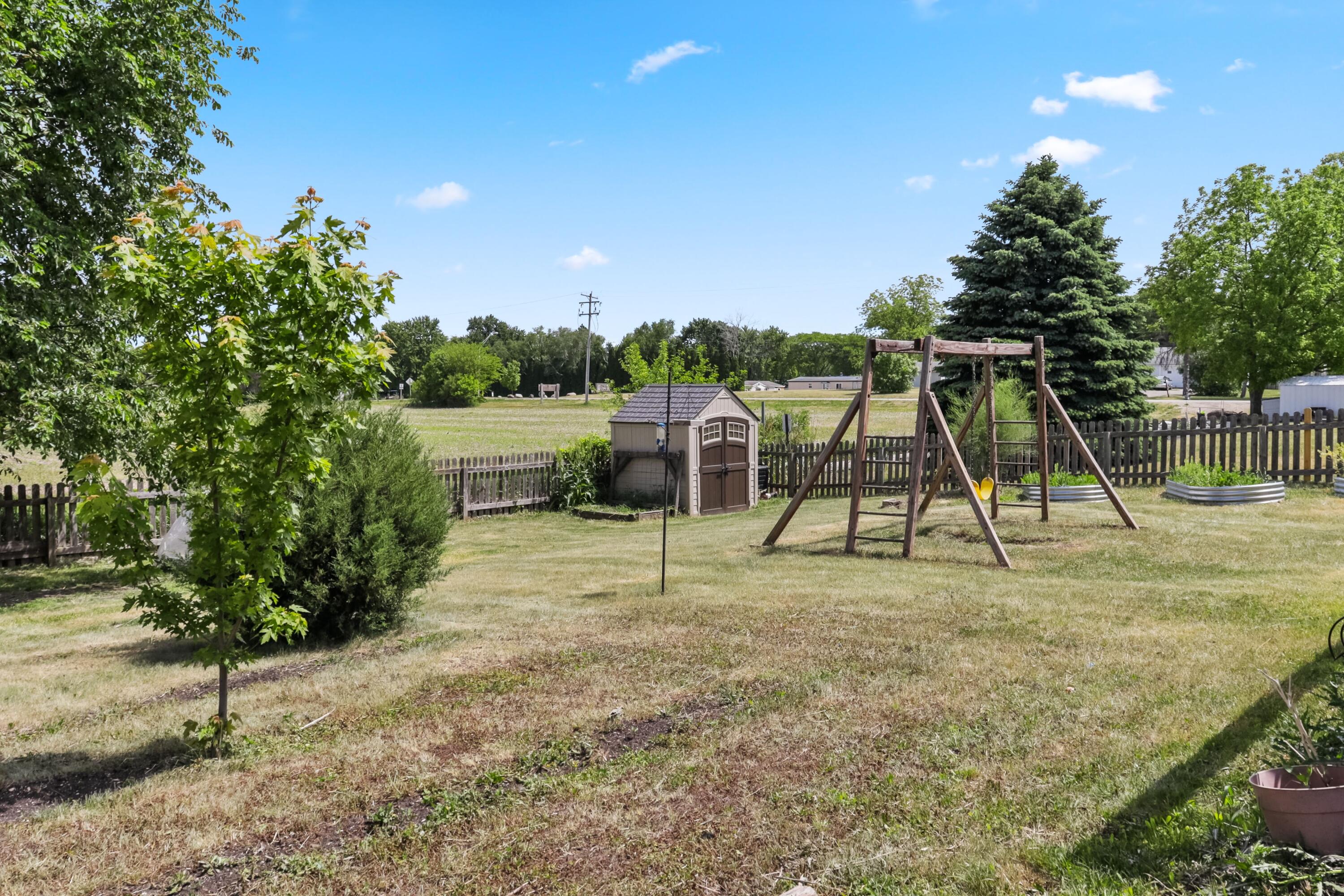 1226 Peninsula Lane Whitewater, WI 53190 - Photo 22 of 22 IMG_9748