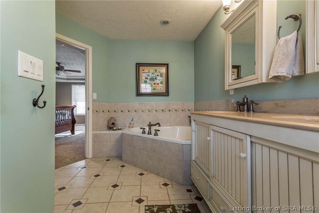 1018 Captain Frank Road New Albany, IN 47150 - Photo 21 of 51 Gallery Image 21