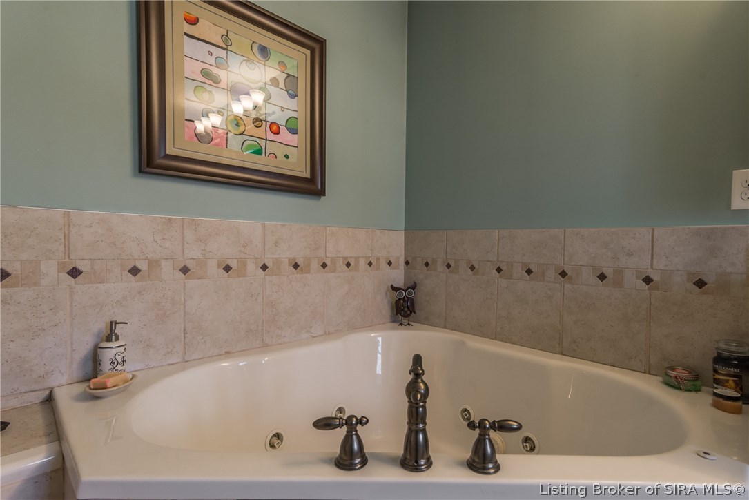 1018 Captain Frank Road New Albany, IN 47150 - Photo 22 of 51 Gallery Image 22