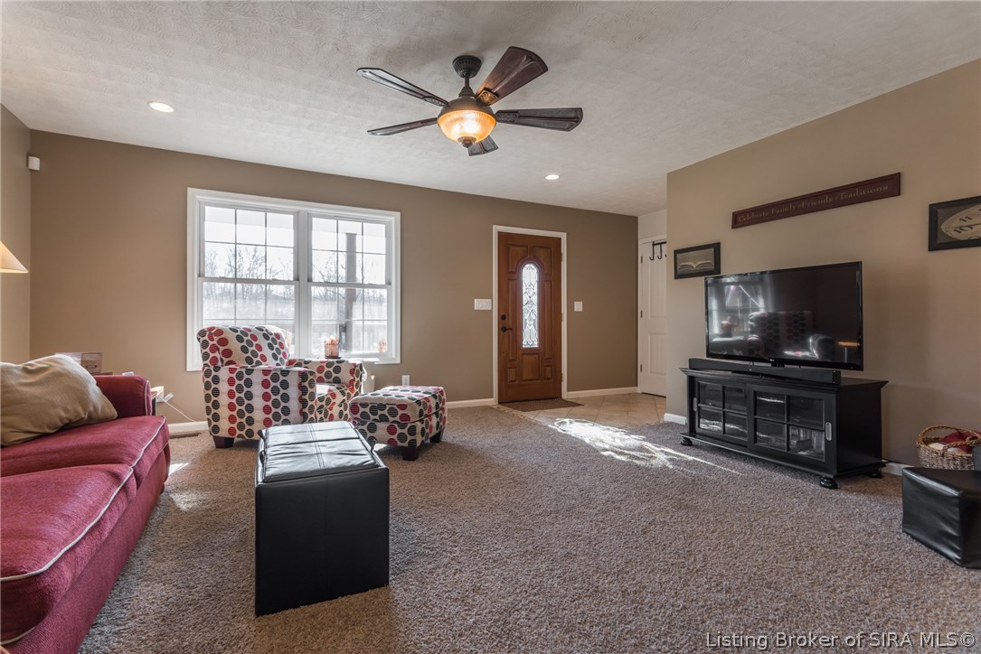 1018 Captain Frank Road New Albany, IN 47150 - Photo 7 of 51 Gallery Image 7