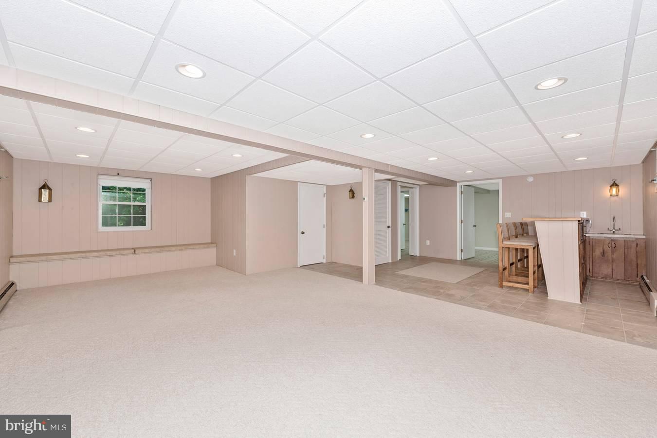 13601 Lewisdale Road Clarksburg, MD 20871 - Photo 15 of 30 Family Room