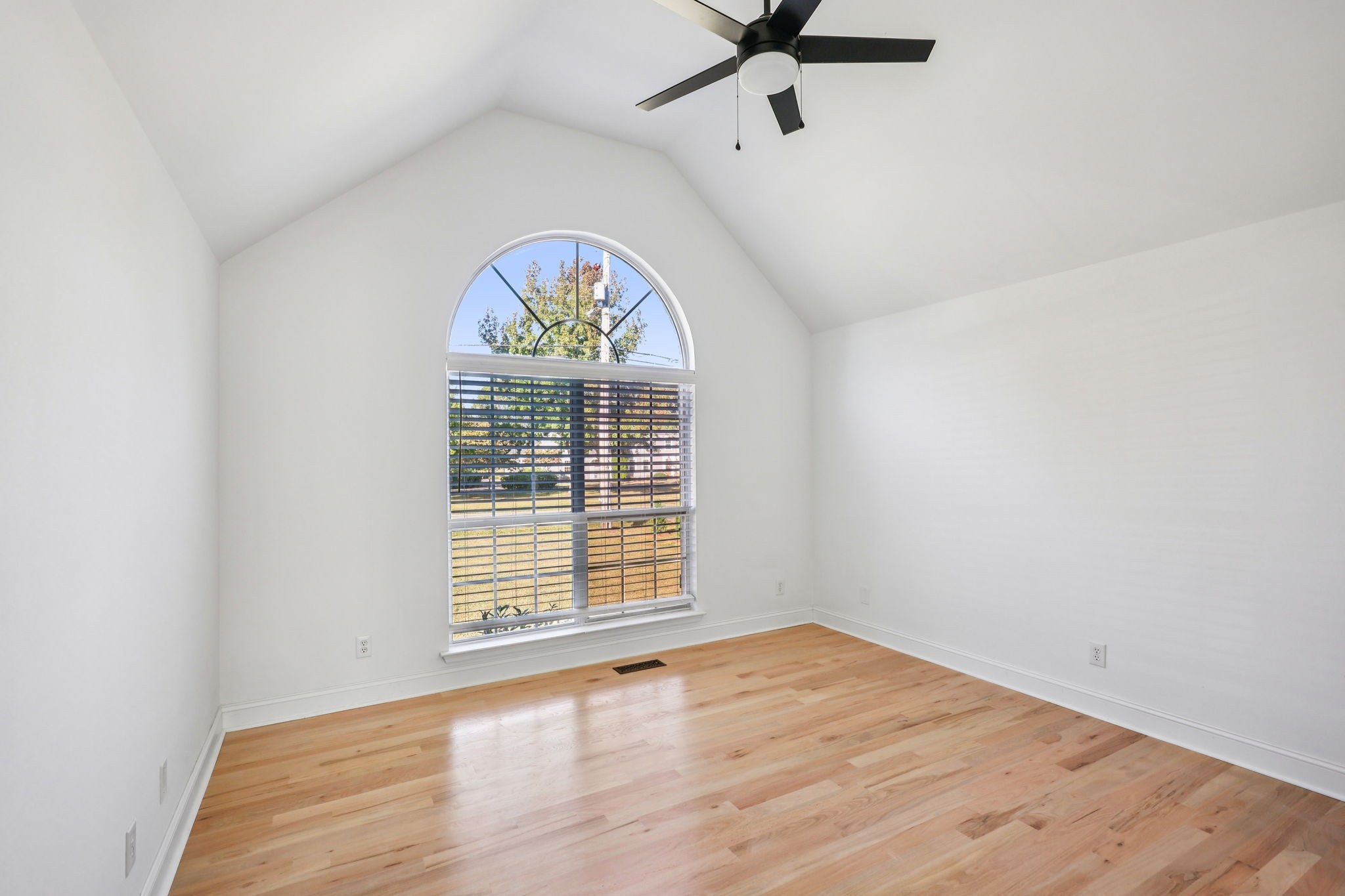 2891 Sulphur Springs Road Murfreesboro, TN 37129 - Photo 16 of 33