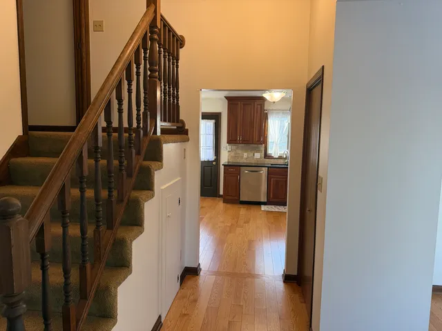 $2,850 | 13831 South Mallard Drive, Plainfield, IL 60544