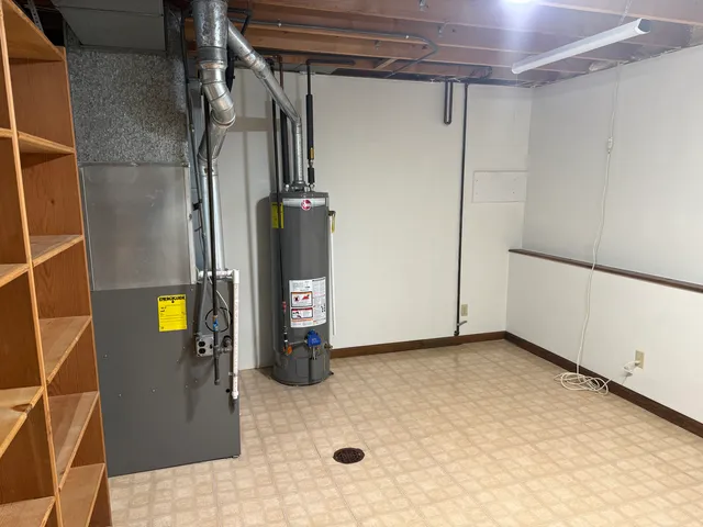 $2,850 | 13831 South Mallard Drive, Plainfield, IL 60544