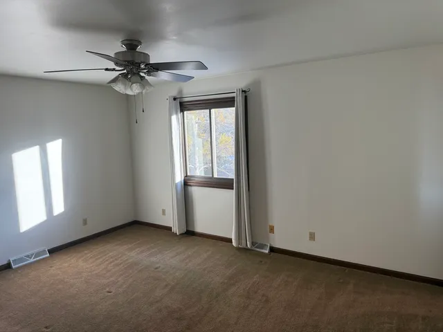 $2,850 | 13831 South Mallard Drive, Plainfield, IL 60544