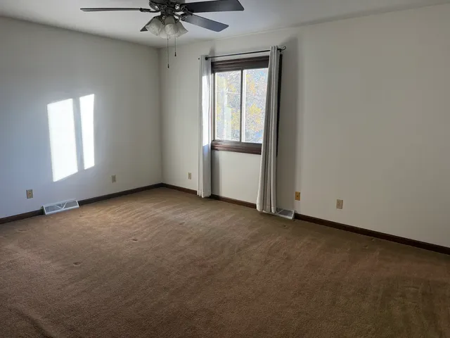 $2,850 | 13831 South Mallard Drive, Plainfield, IL 60544