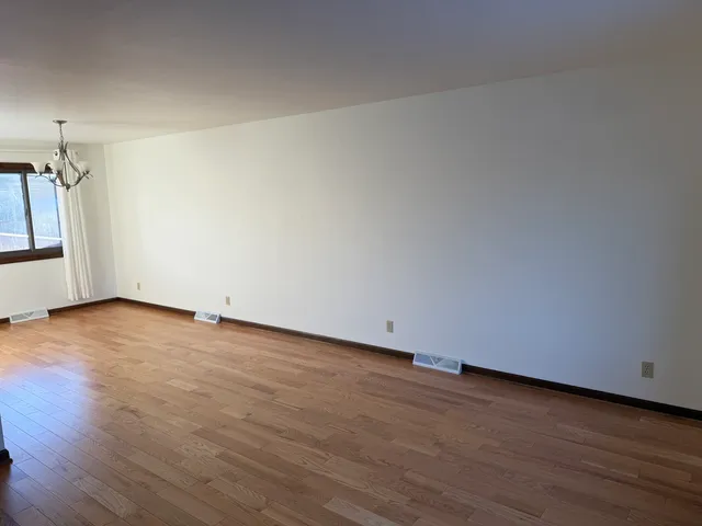 $2,850 | 13831 South Mallard Drive, Plainfield, IL 60544