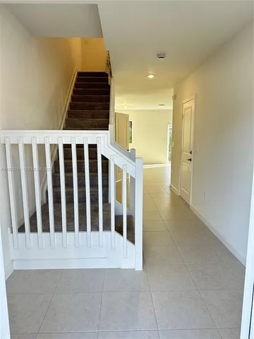 a view of a black and white wall