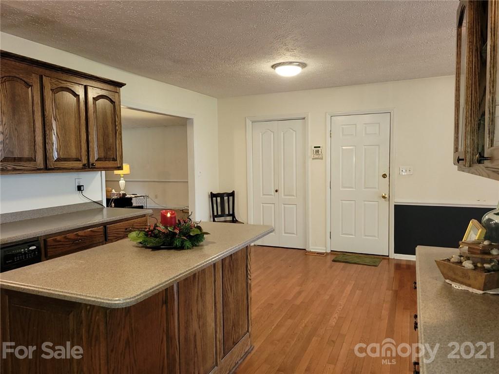 1639 Friendship Road Shelby, NC 28150 - Photo 5 of 42 Gallery Image 5