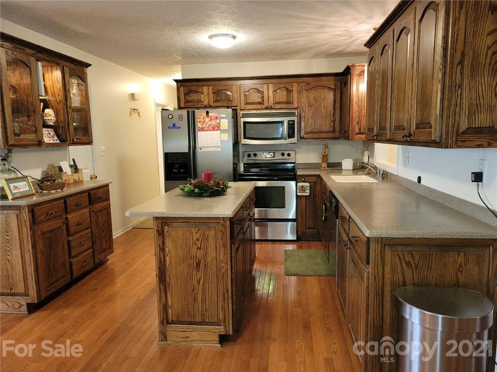 1639 Friendship Road Shelby, NC 28150 - Photo 6 of 42 Gallery Image 6